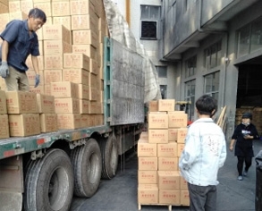 蜂窩活性炭80個立方發往吉林