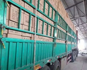 100個立方蜂窩活性炭已發貨天津